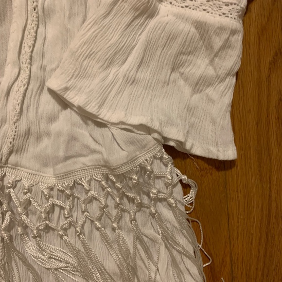 Boho Lace & Fringe Cover Up - Picture 4 of 4